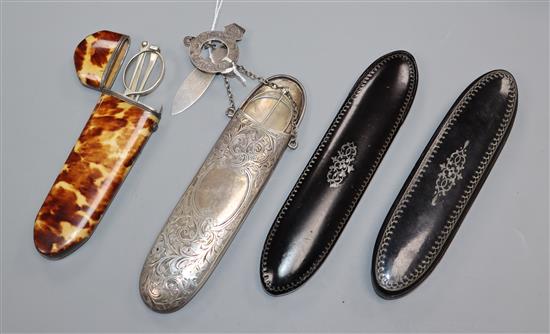 An Edwardian silver spectacles case by George Unite, 1905, two similar papier mache cases a tortoiseshell case.